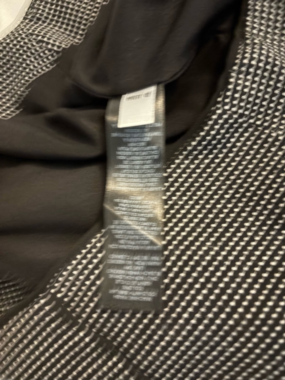 White House Black Market Pencil Skirt Size 8 Black White Polka Dot - Picture 7 of 7